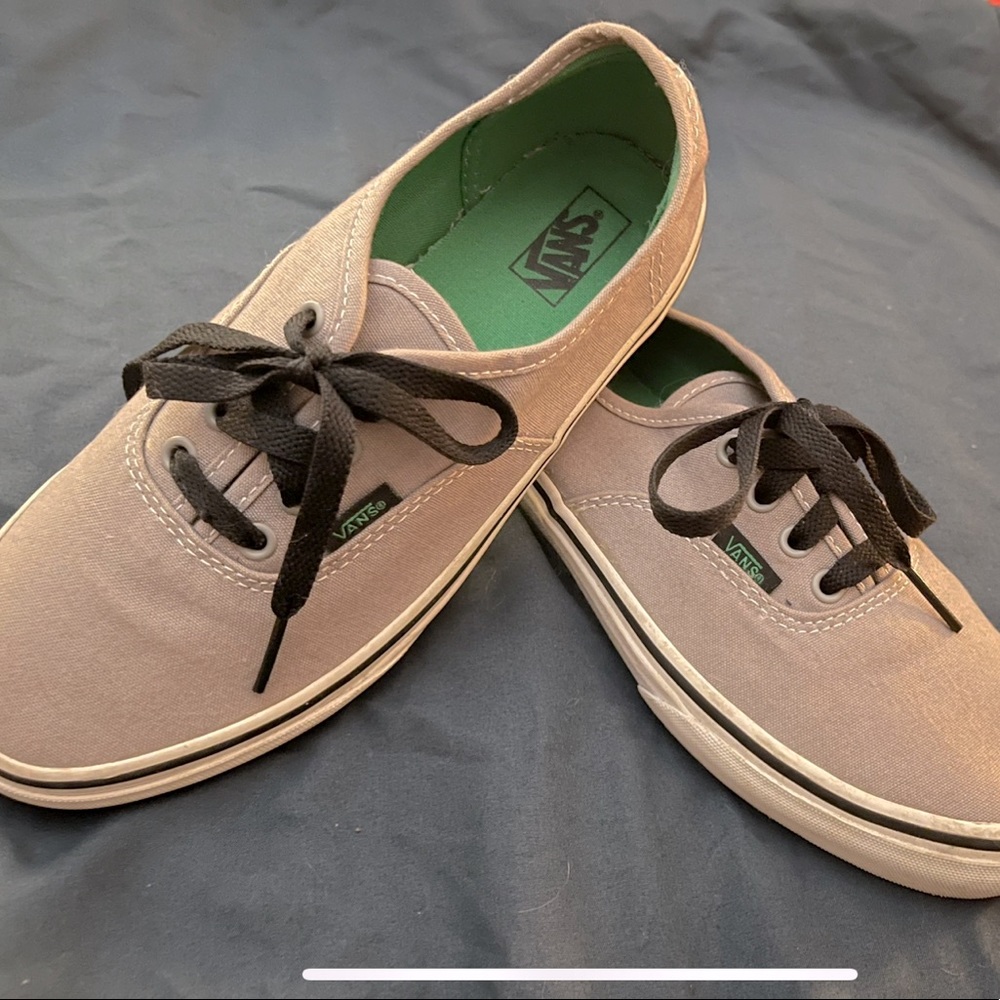 Vans Kids Size US 4.0